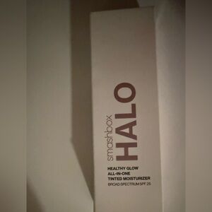 Smashbox Halo Healthy Glow Tinted Moisturizer Color Dark Warm